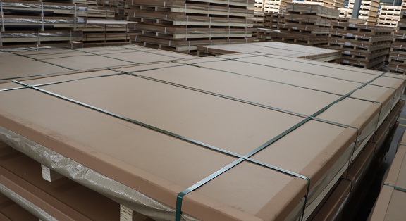 明泰鋁業-鏟齒料散熱器用1060厚鋁板